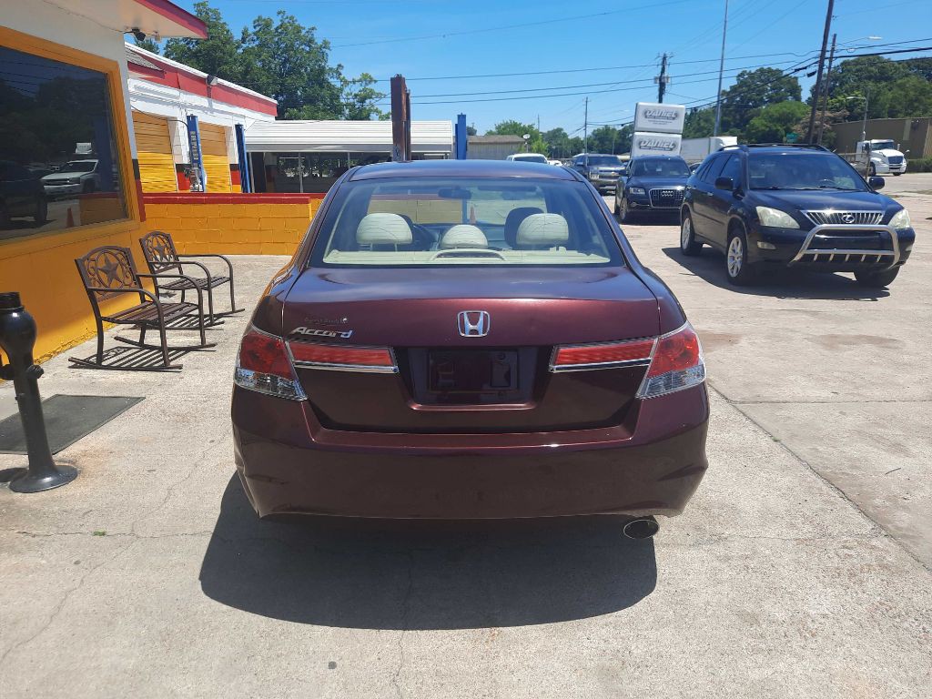 2011 Honda Accord Image 4