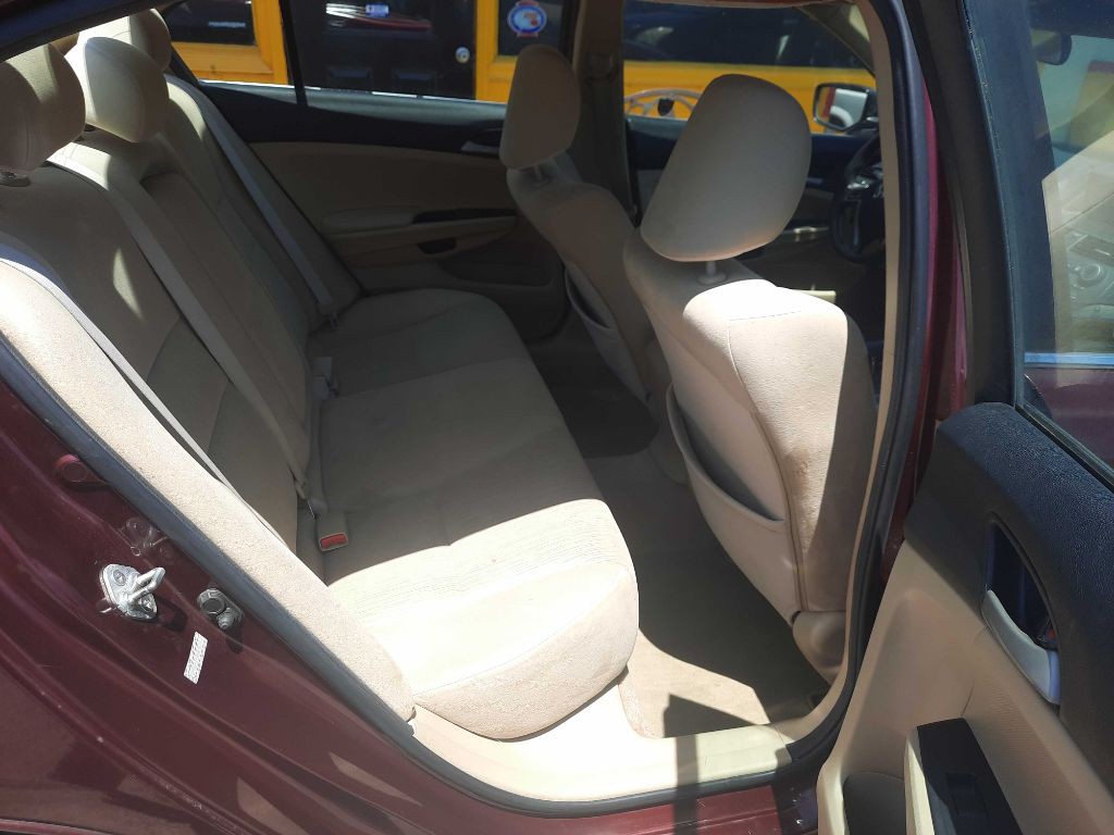 2011 Honda Accord Image 8