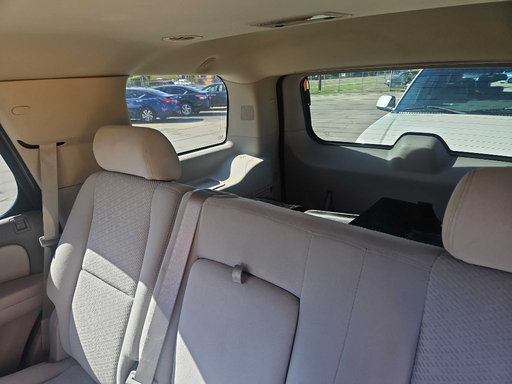2007 Chevrolet Tahoe Image 17