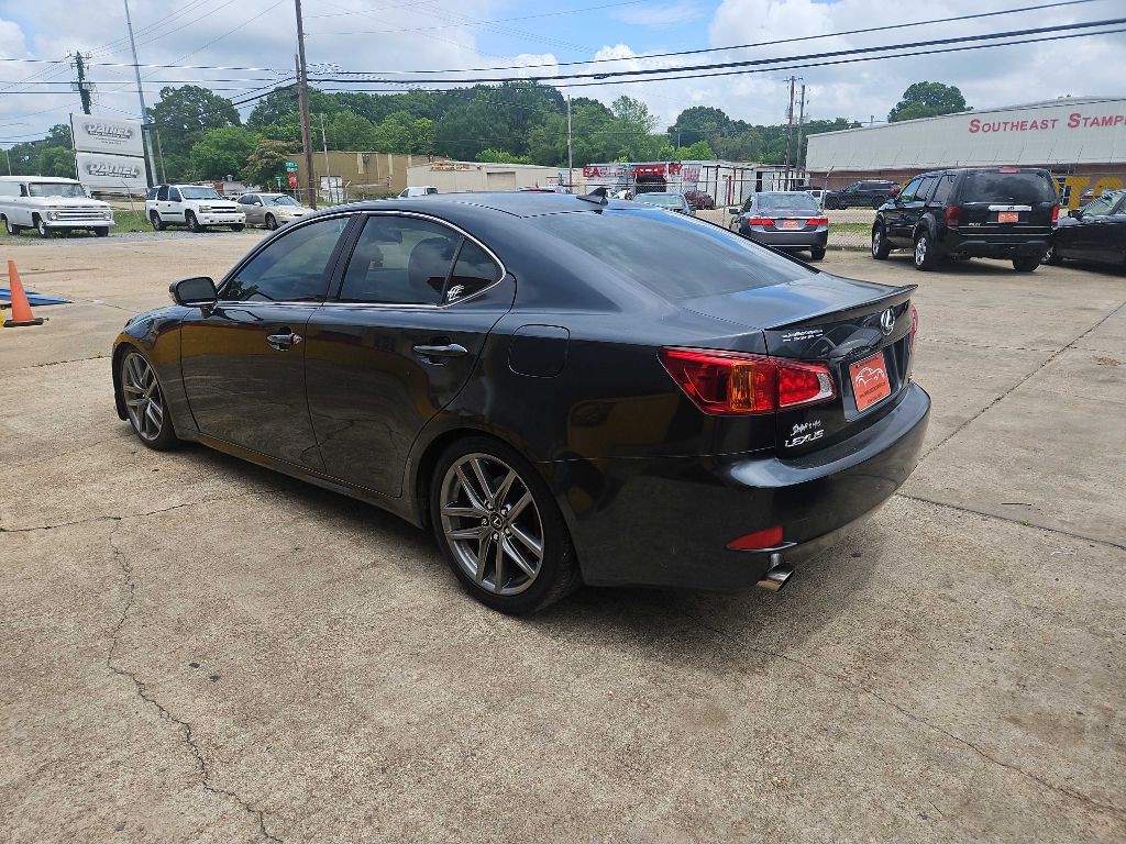 2010 Lexus IS Image 3