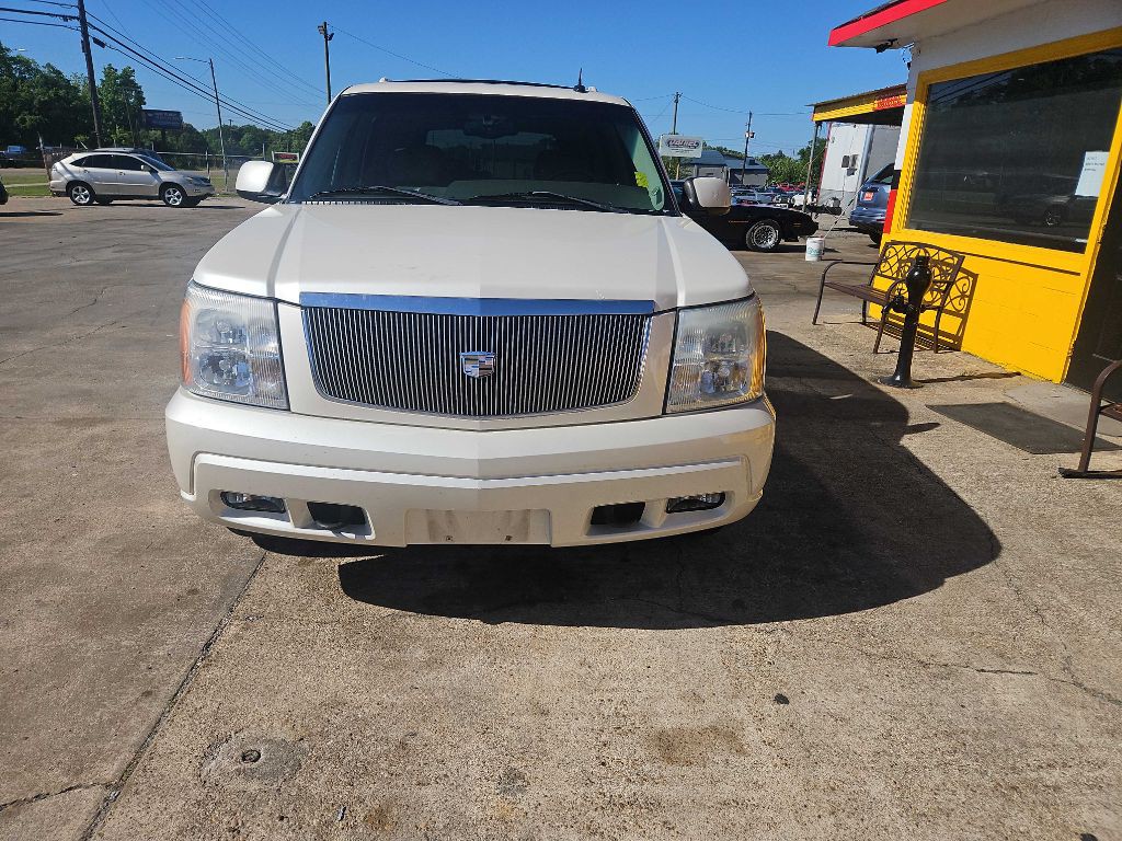 2002 Cadillac Escalade Image 3