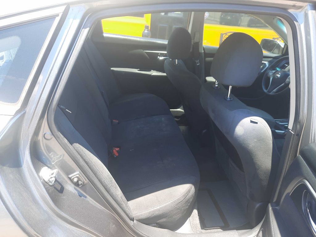 2015 Nissan Altima Image 5