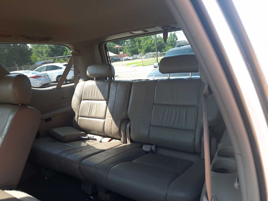 2005 Toyota Sequoia Image 7