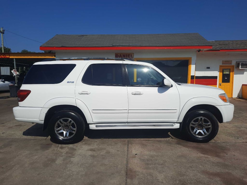 2005 Toyota Sequoia Image 10