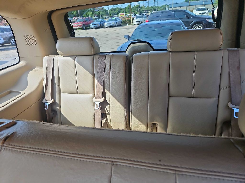 2011 Chevrolet Tahoe Image 13