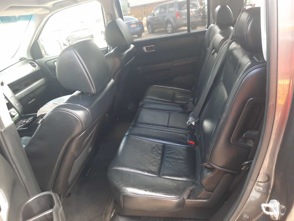 2010 Honda Pilot Image 2
