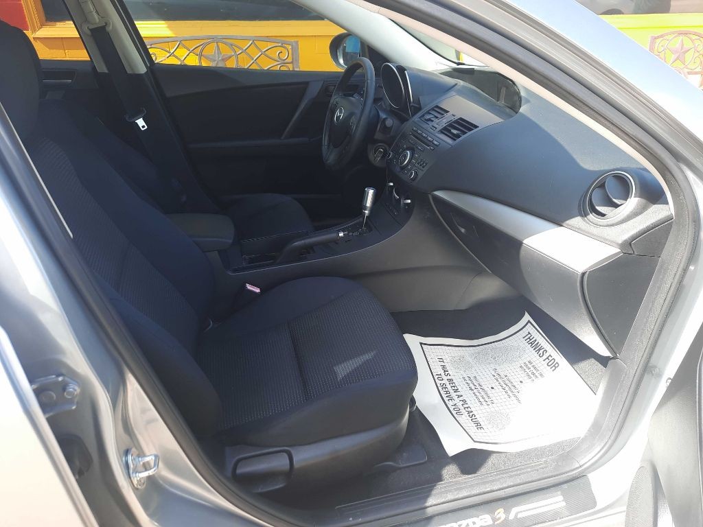 2012 Mazda Mazda3 Image 7