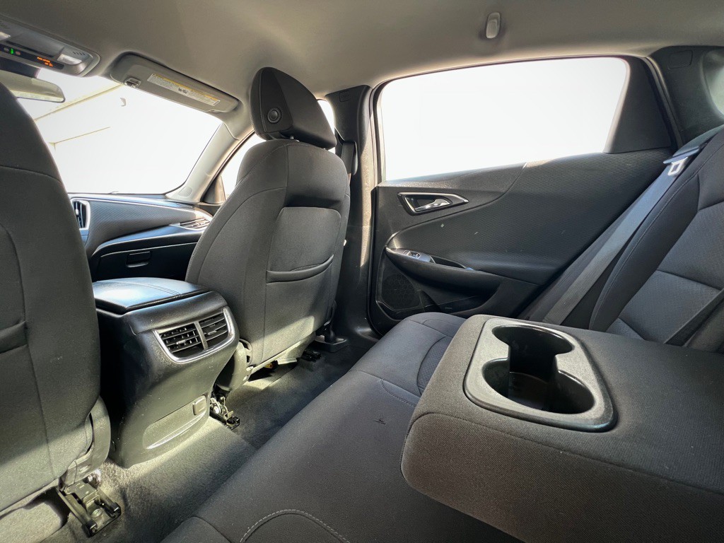 2022 Chevrolet Malibu Image 12