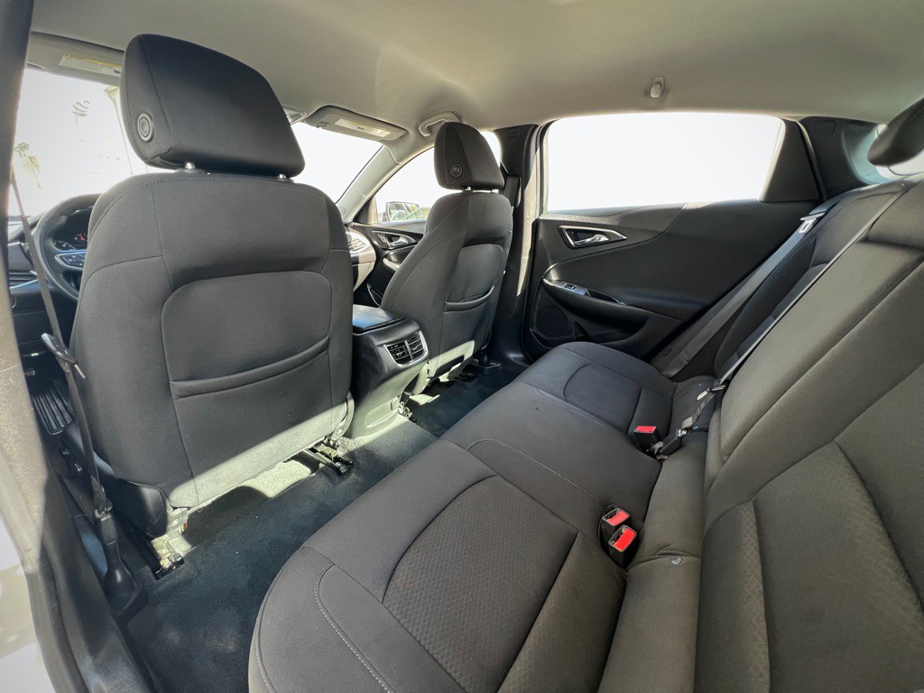 2022 Chevrolet Malibu Image 13