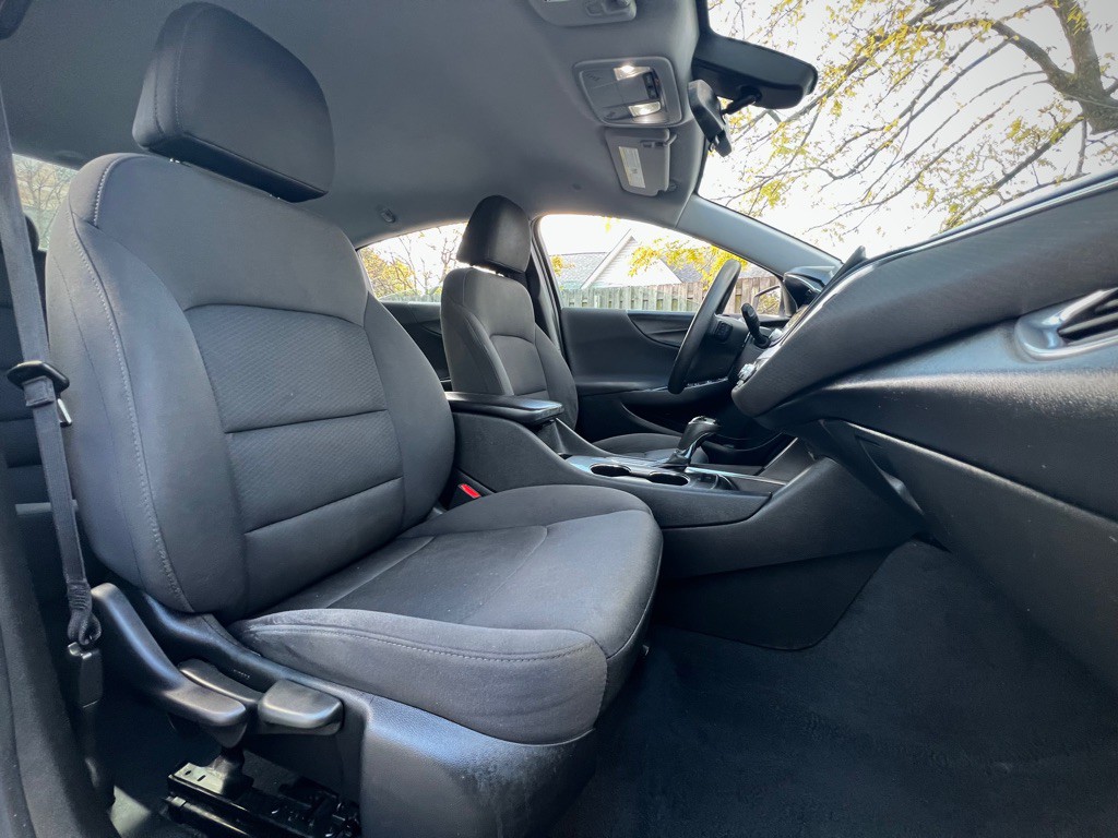 2022 Chevrolet Malibu Image 24