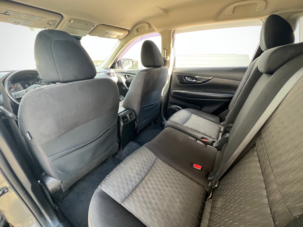 2020 Nissan Rogue Image 13