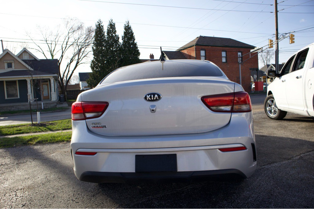 2021 Kia Rio Image 7