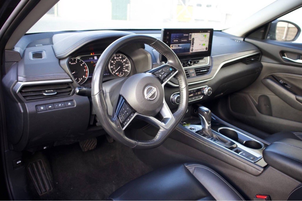 2022 Nissan Altima Image 4
