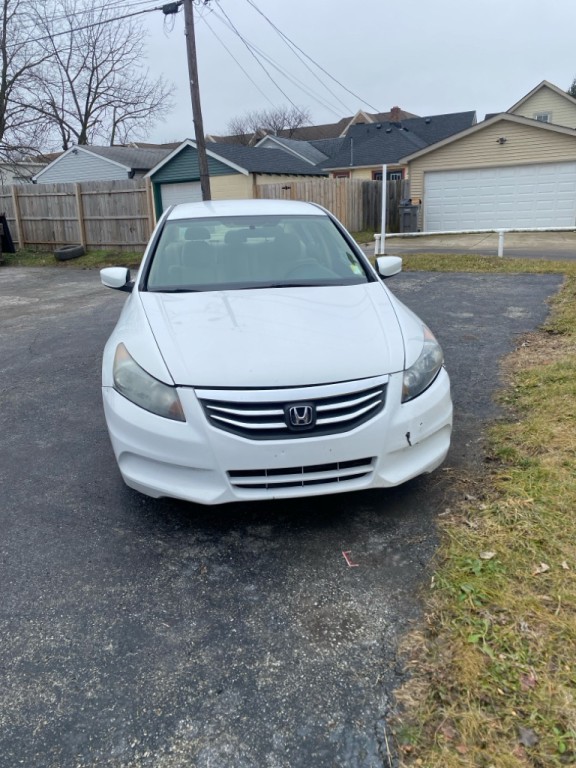 2012 Honda Accord Image 1