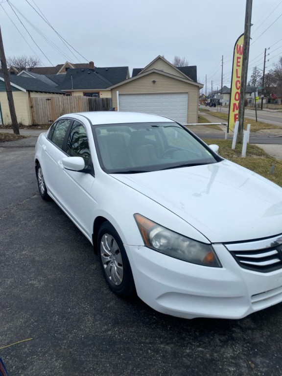 2012 Honda Accord Image 2