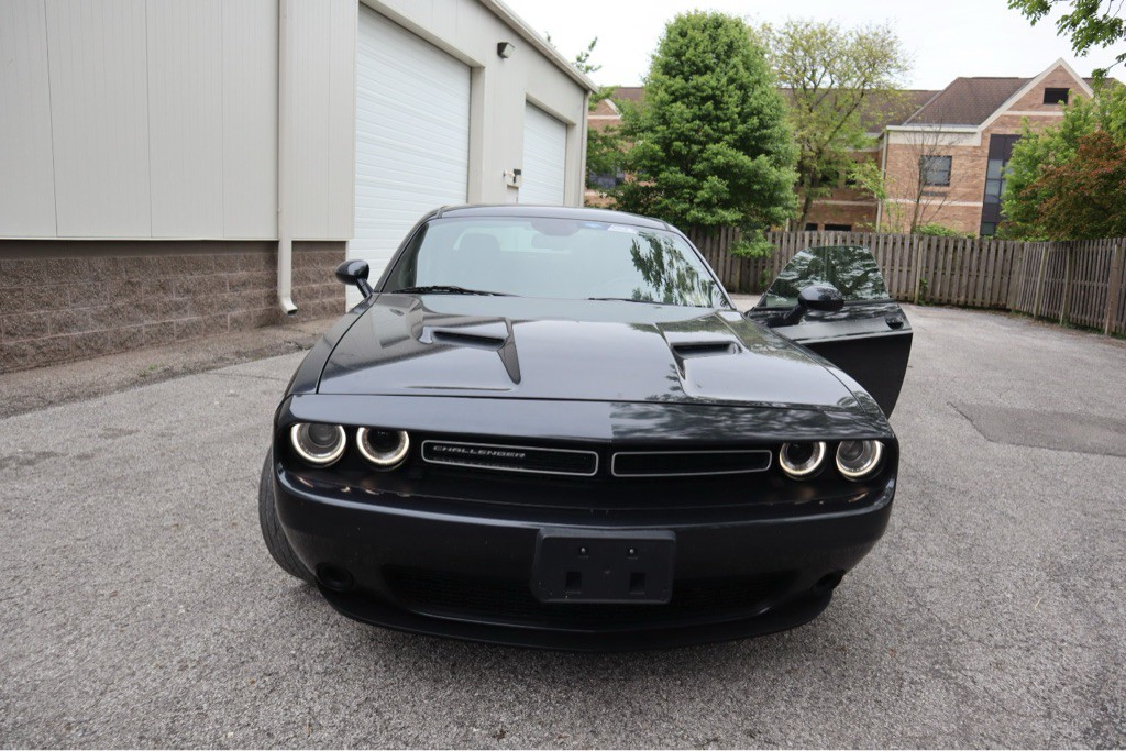 2019 Dodge Challenger Image 2