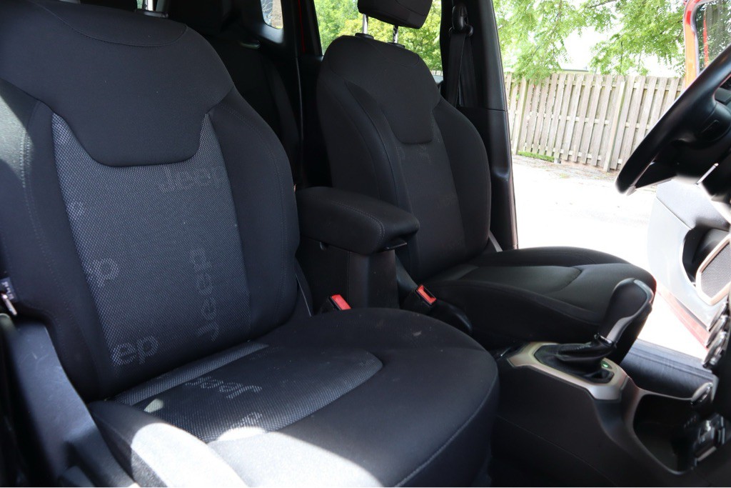 2017 Jeep Renegade Image 16
