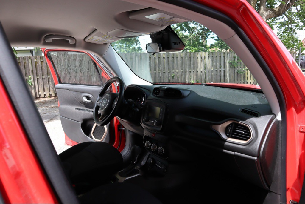 2017 Jeep Renegade Image 17