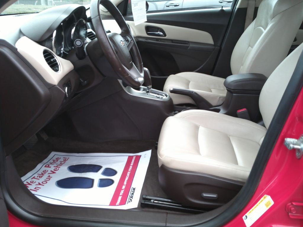 2014 Chevrolet Cruze Image 12