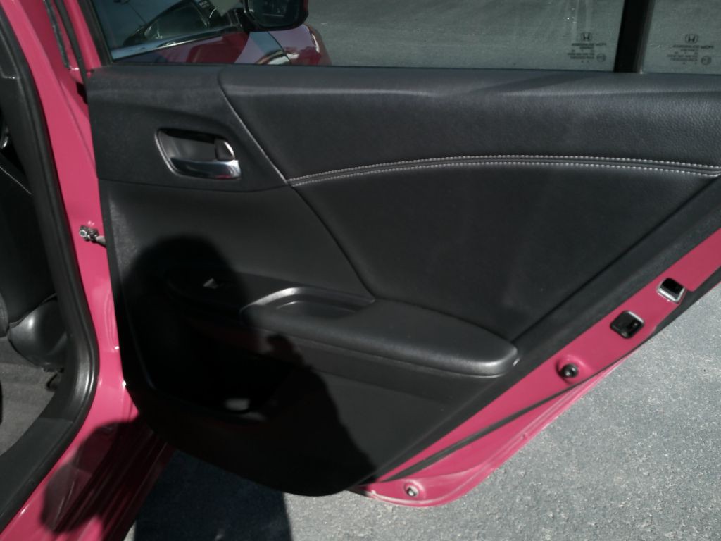 2017 Honda Accord Image 18