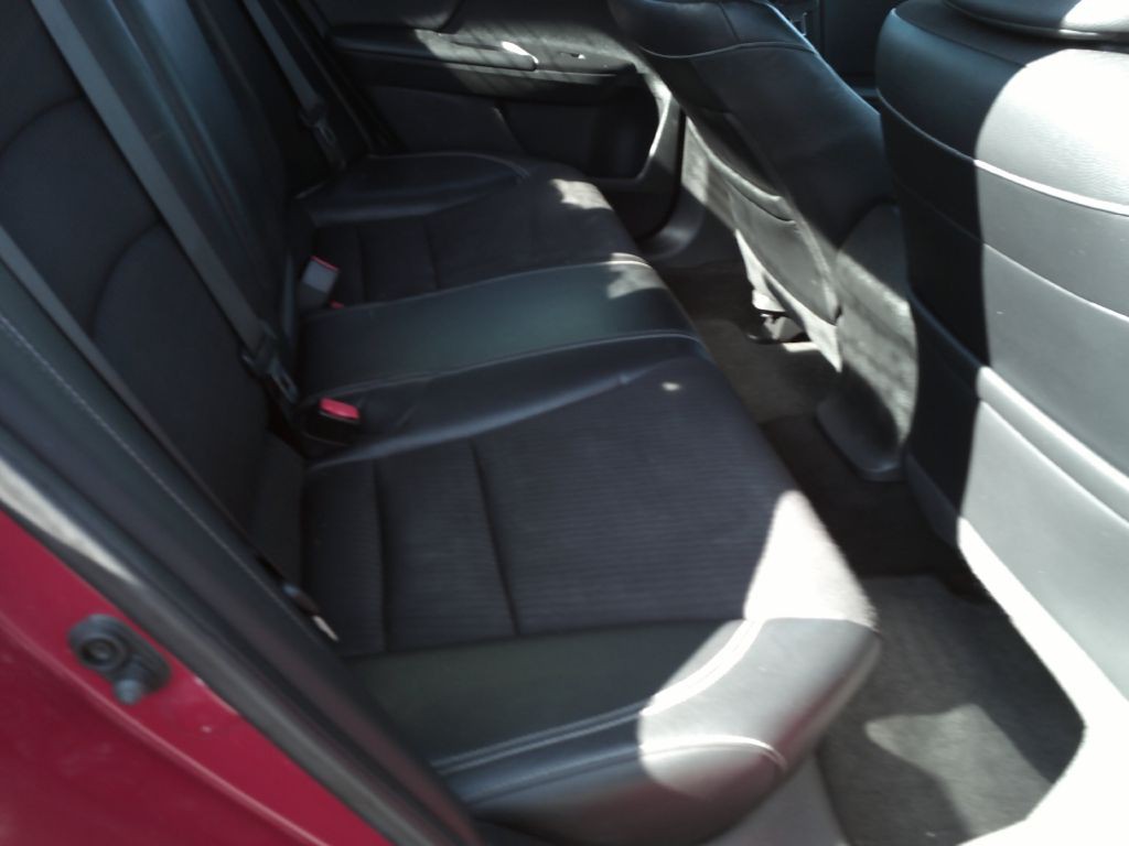 2017 Honda Accord Image 19