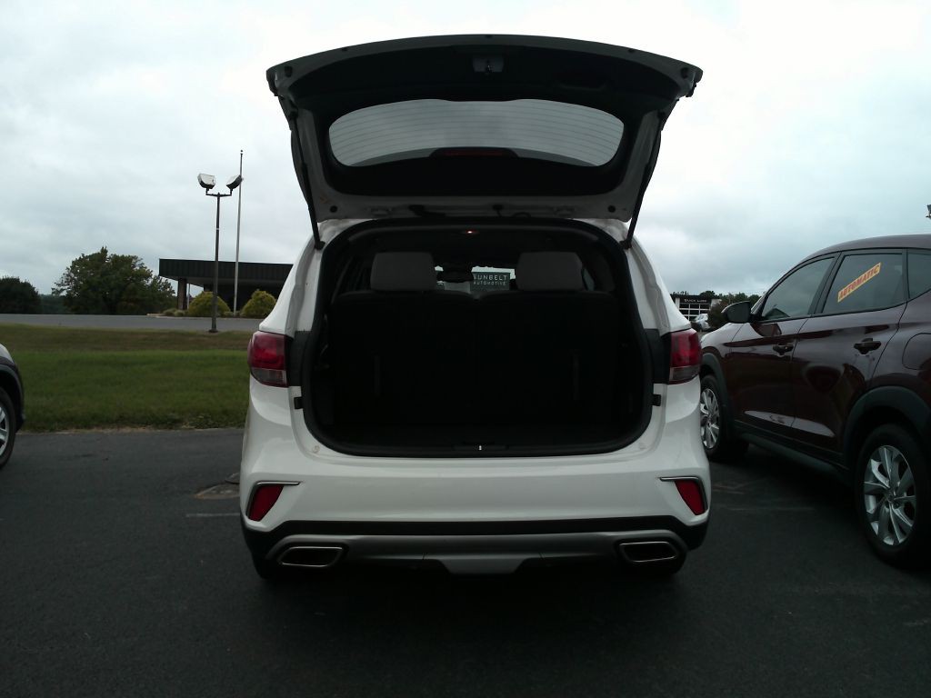 2018 Hyundai Santa Fe Image 5