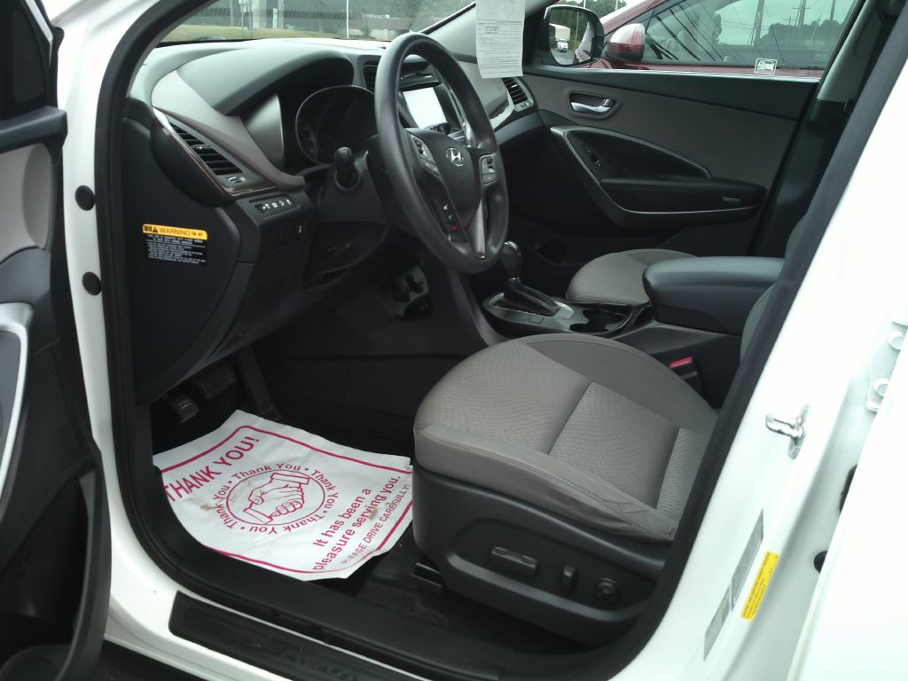 2018 Hyundai Santa Fe Image 9