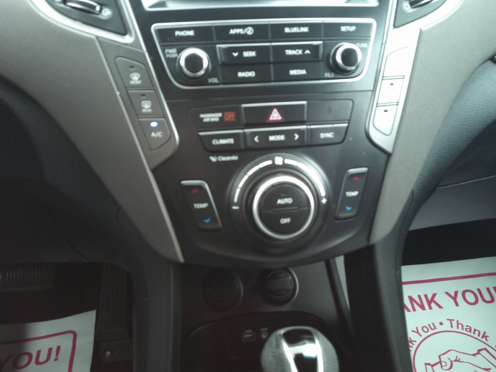 2018 Hyundai Santa Fe Image 13