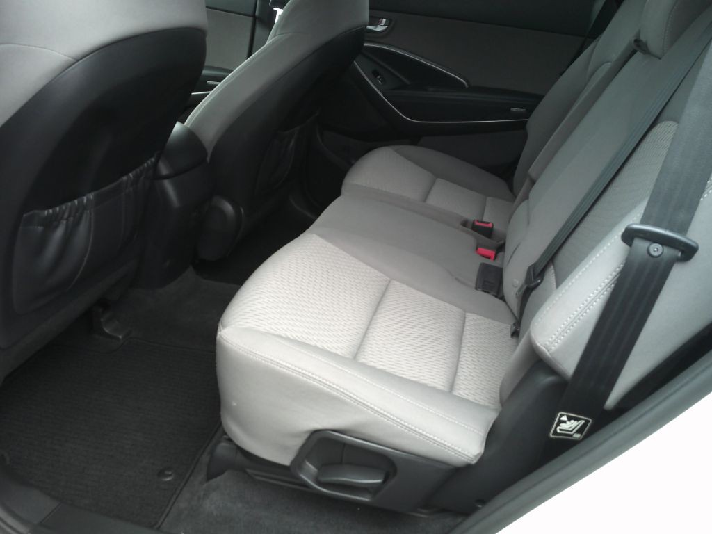 2018 Hyundai Santa Fe Image 21