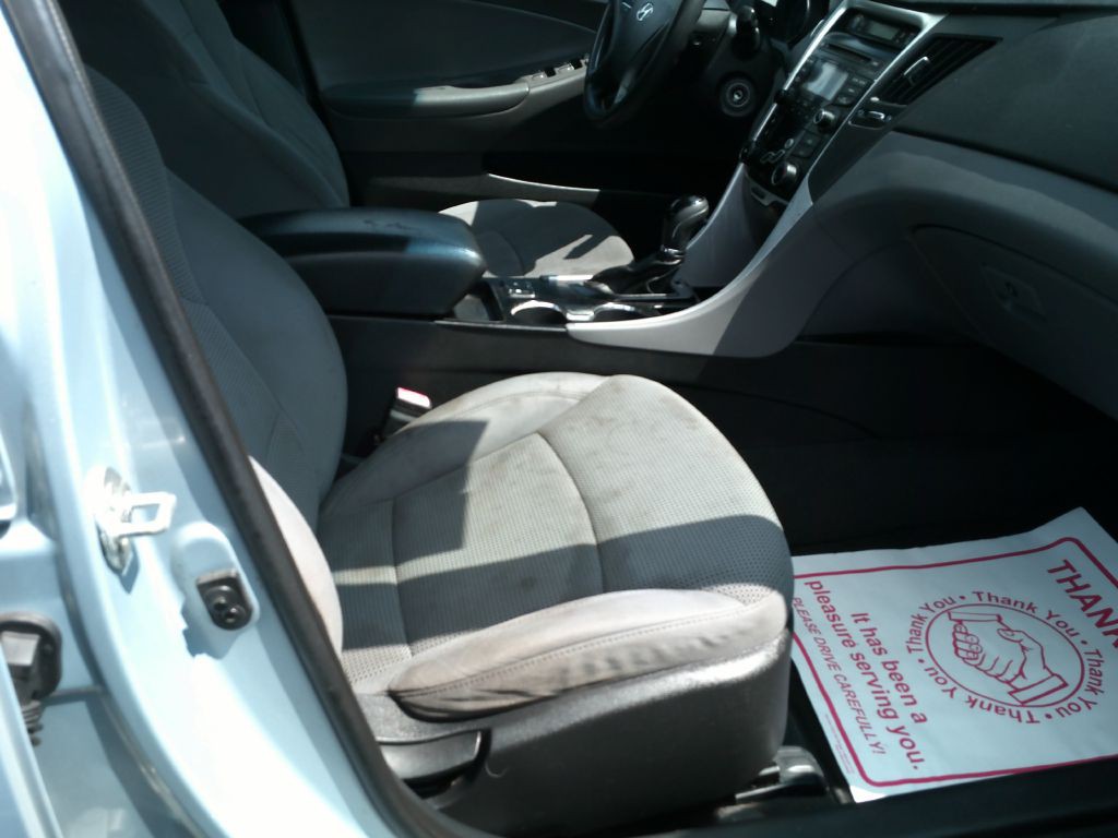2013 Hyundai Sonata Image 16