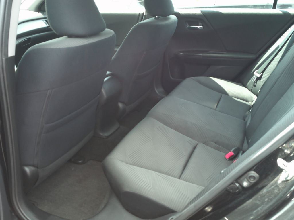 2015 Honda Accord Image 21