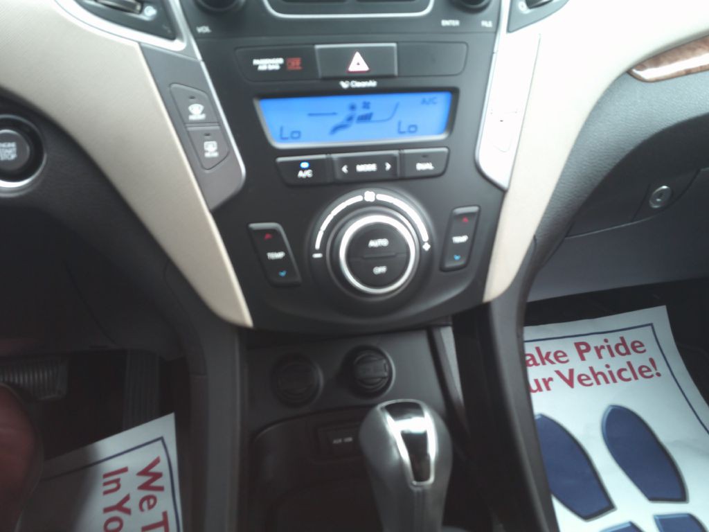 2013 Hyundai Santa Fe Sport Image 13