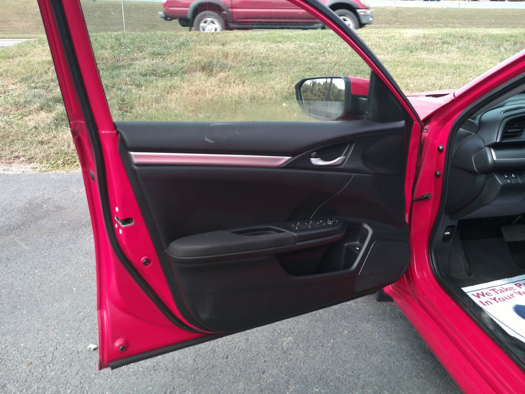 2017 Honda Civic Image 11