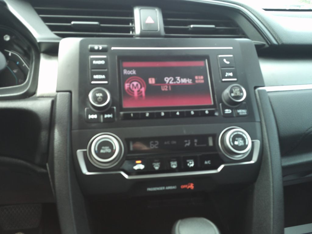 2017 Honda Civic Image 15