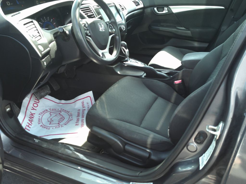2015 Honda Civic Image 9