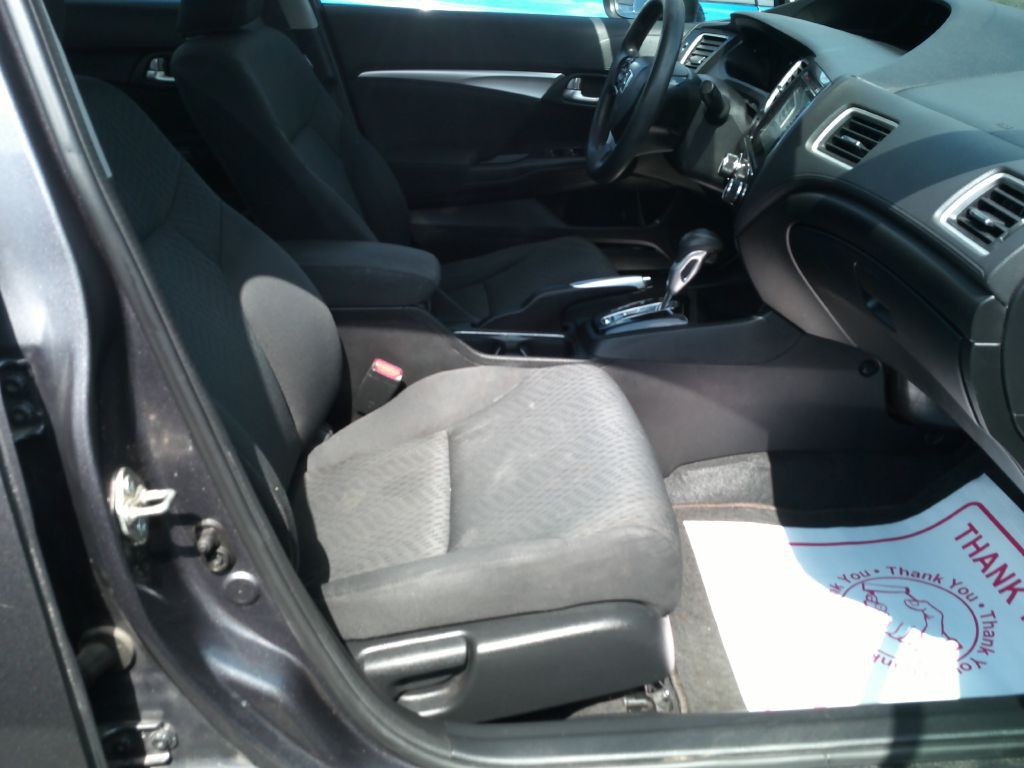 2015 Honda Civic Image 18