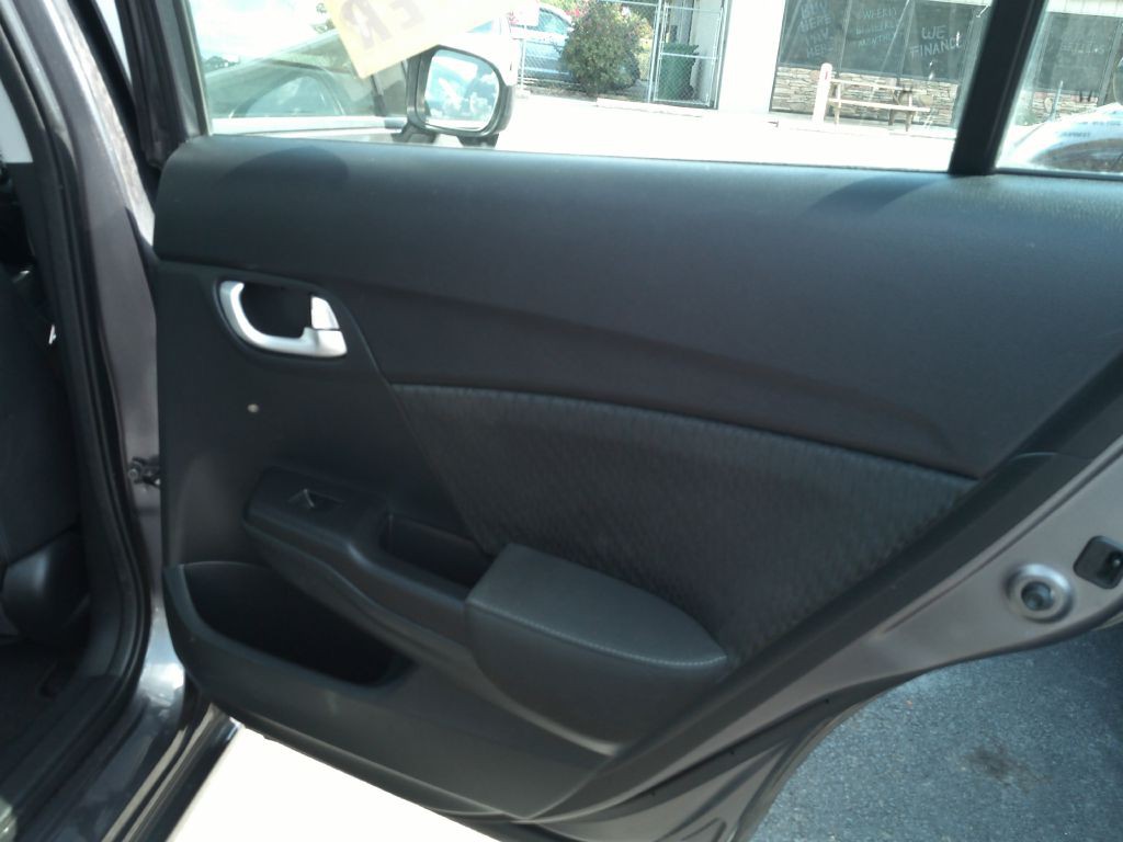 2015 Honda Civic Image 19