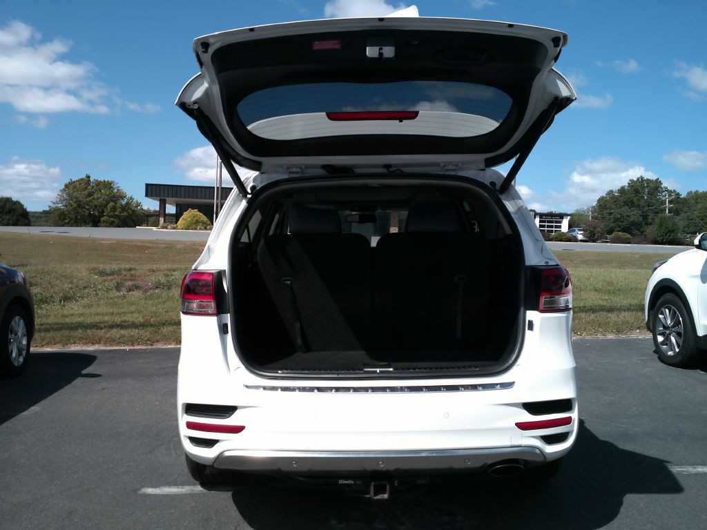 2017 Kia Sorento Image 5