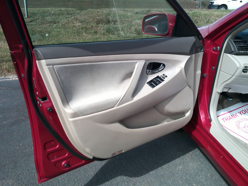 2009 Toyota Camry Image 10