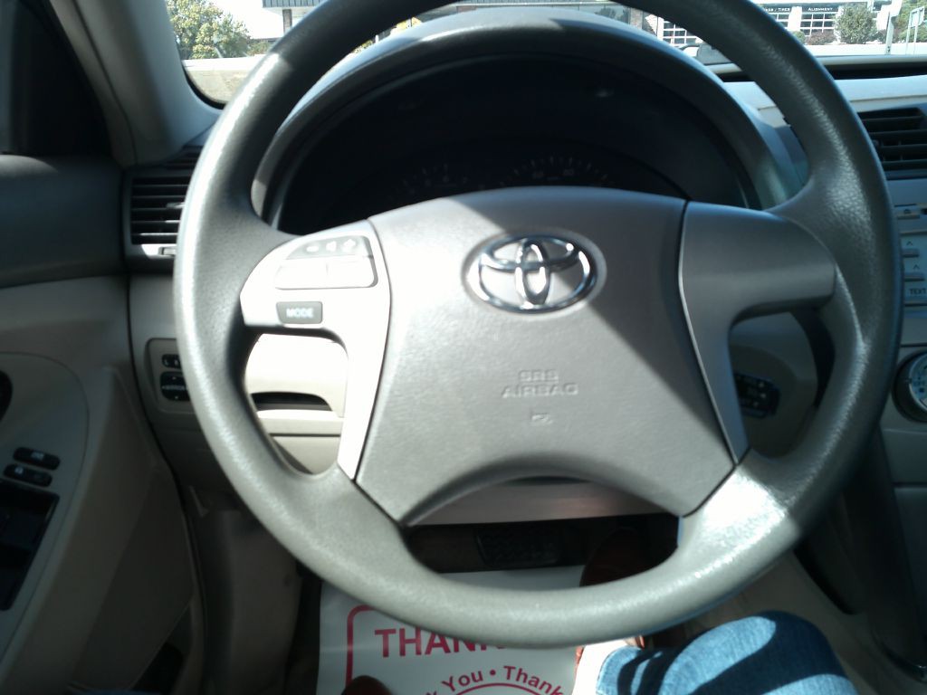 2009 Toyota Camry Image 12