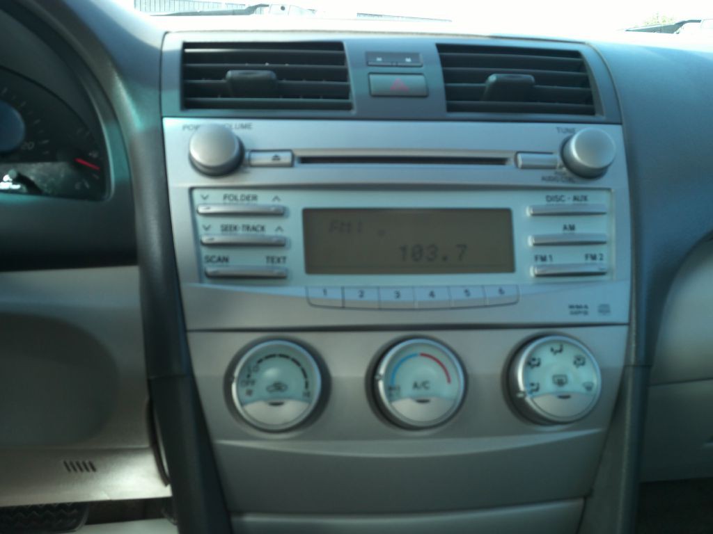 2009 Toyota Camry Image 15