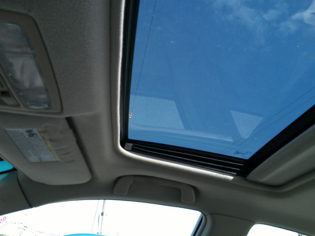 2009 Toyota Camry Image 18