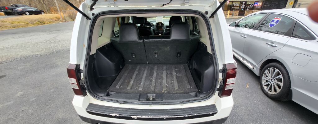 2016 Jeep Patriot Image 9