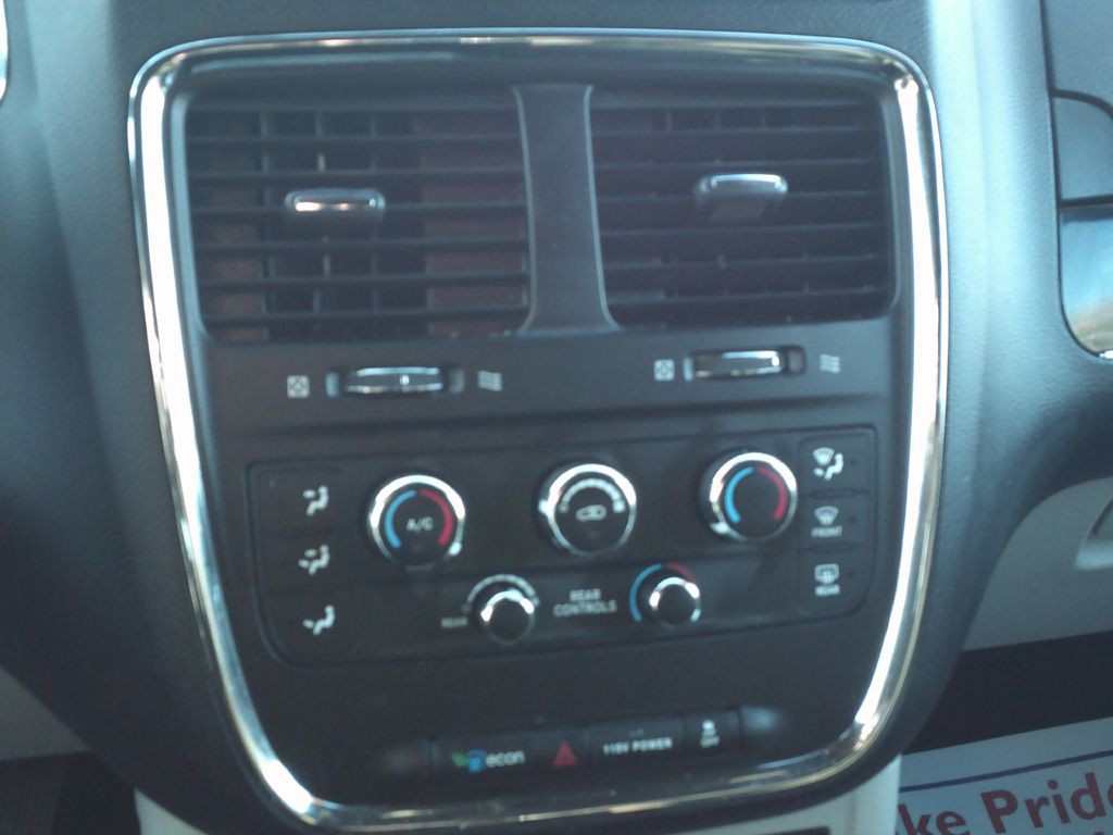 2015 Dodge Grand Caravan Image 13