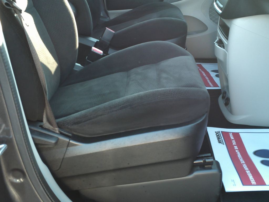 2015 Dodge Grand Caravan Image 17