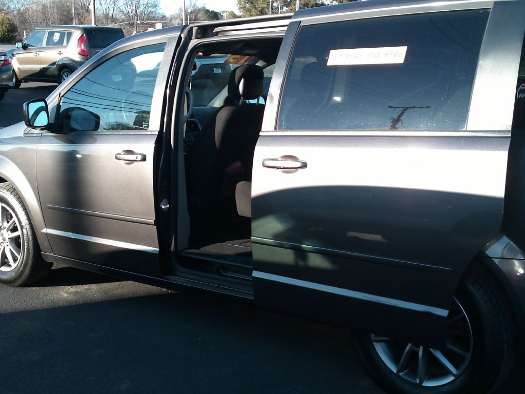 2015 Dodge Grand Caravan Image 20