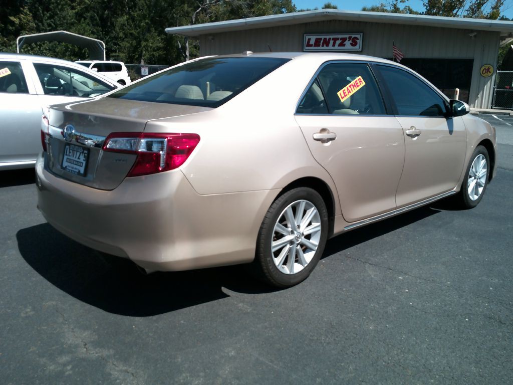 2012 Toyota Camry Image 5