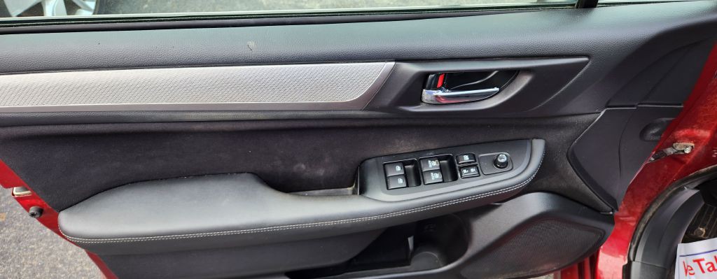 2015 Subaru Legacy Image 3