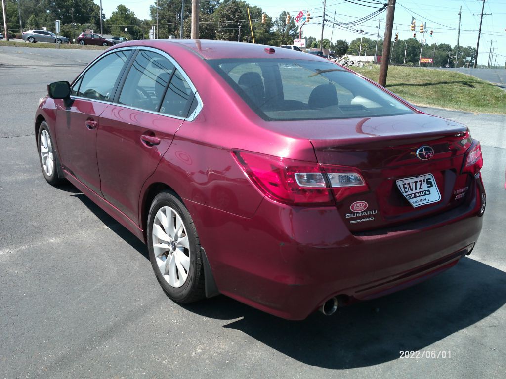 2015 Subaru Legacy Image 8