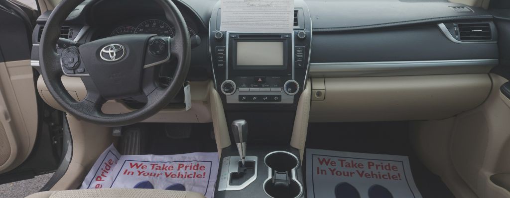 2014 Toyota Camry Image 5